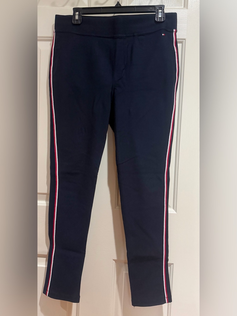 Tommy Hilfiger Navy Leggings with Red & White Side Stripes in Size M